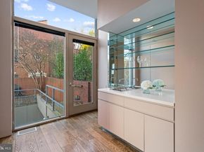 901 26TH Street NW, Washington DC 20037