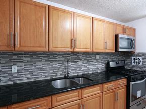 1122 W Oxford Street, Philadelphia PA 19122