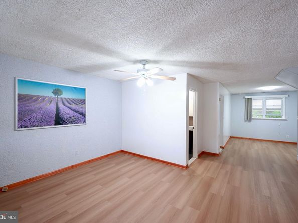 1122 W Oxford Street, Philadelphia PA 19122