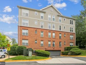 7011 Falls Reach Drive 101, Falls Church VA 22043
