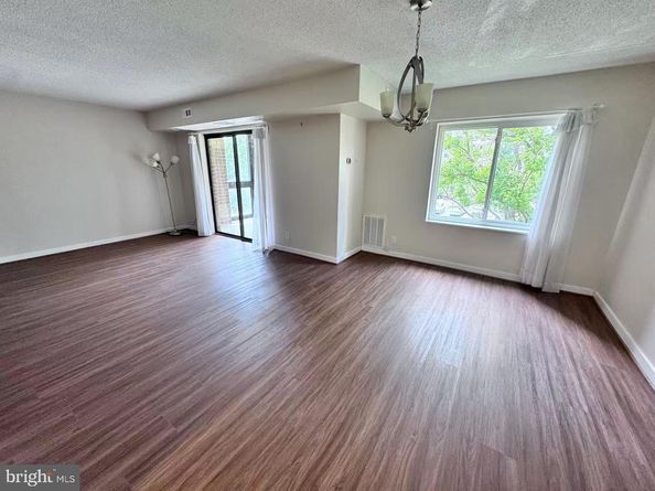 8380 Greensboro Drive 323, Mclean VA 22102