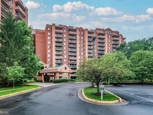 2230 George C Marshall Drive 517, Falls Church VA 22043