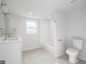438 Dudley Street, Philadelphia PA 19148