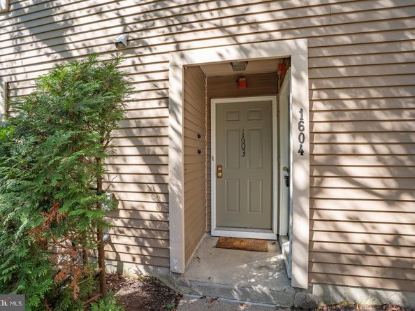 1603 Society Place, Newtown PA 18940