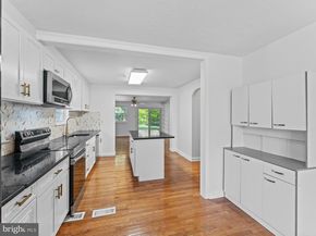 20 Davis Avenue, Broomall PA 19008
