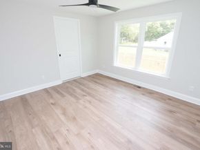 423 Hemlock Avenue, Bensalem PA 19020