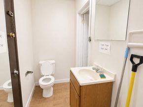1555 S Newkirk Street, Philadelphia PA 19146