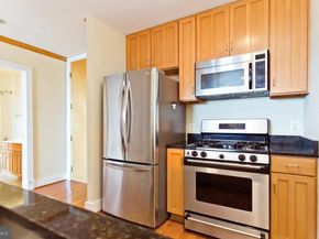 1200 N Hartford Street 505, Arlington VA 22201