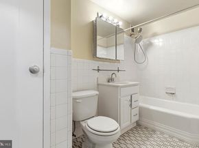 1711 Massachusetts Avenue NW 628, Washington DC 20036