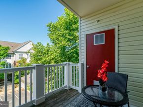 6476 Cheyenne Drive 301, Alexandria VA 22312