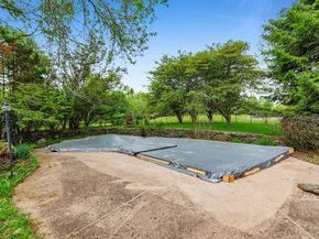 2 Three Ponds Lane, Newtown PA 18940