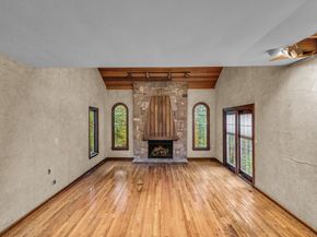 2 Three Ponds Lane, Newtown PA 18940