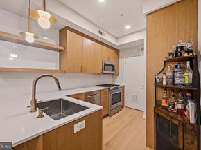 1402 12TH Street NW 3, Washington DC 20005