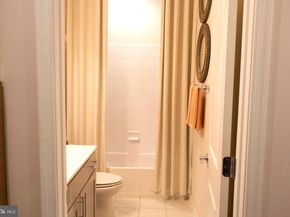 126 Cambria Walk, Alexandria VA 22304