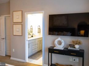 126 Cambria Walk, Alexandria VA 22304