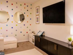 126 Cambria Walk, Alexandria VA 22304