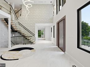 1124 Savile Lane, Mclean VA 22101