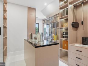 1124 Savile Lane, Mclean VA 22101
