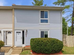 301 Reneau Way, Herndon VA 20170