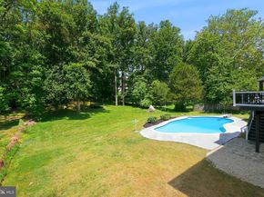 13 Trailridge Court, Potomac MD 20854