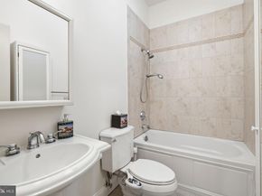 13 Trailridge Court, Potomac MD 20854