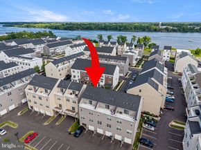 142 Fleet Court, Bensalem PA 19020