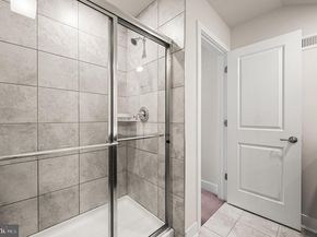 142 Fleet Court, Bensalem PA 19020