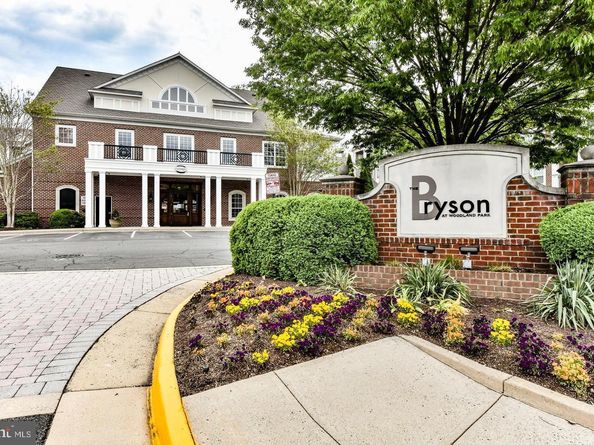 12913 Centre Park Circle 102, Herndon VA 20171