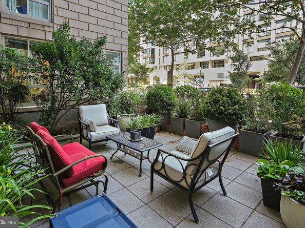 301 Massachusetts Avenue NW 103, Washington DC 20001