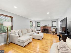 39 Haverford Road, Ardmore PA 19003