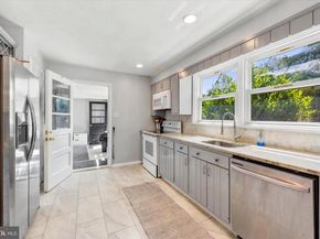 39 Haverford Road, Ardmore PA 19003