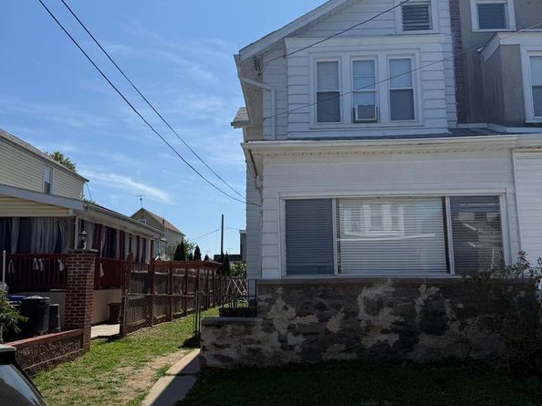 528 Magee Avenue, Philadelphia PA 19111