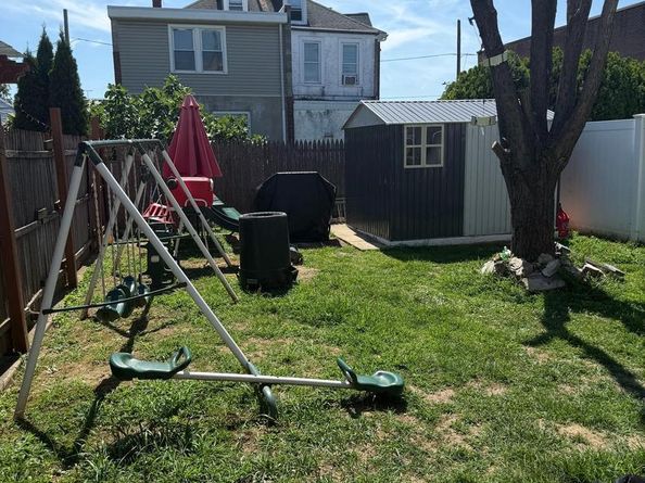 528 Magee Avenue, Philadelphia PA 19111