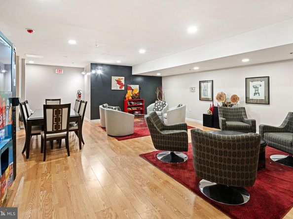 1324 Locust Street 717, Philadelphia PA 19107