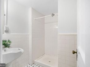 1324 Locust Street 717, Philadelphia PA 19107