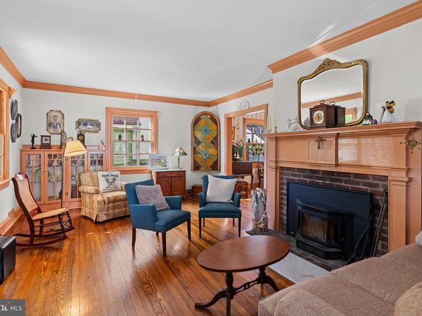 354 Roberts Avenue, Glenside PA 19038