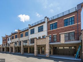 129 Market Square NW 2, Vienna VA 22180