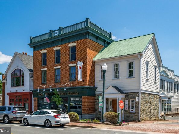 129 Market Square NW 2, Vienna VA 22180
