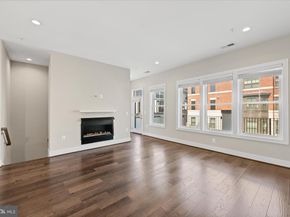 129 Market Square NW 2, Vienna VA 22180