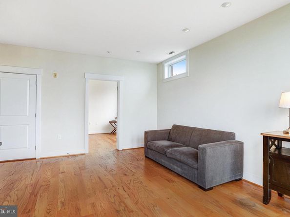 2910 Georgia Avenue NW 404, Washington DC 20001