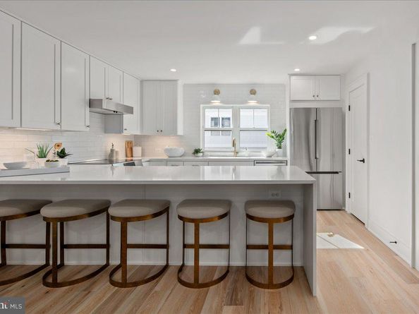 909 N Irving Street, Arlington VA 22201