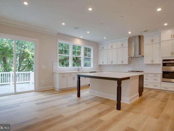 1419 Cottage Street SW, Vienna VA 22180