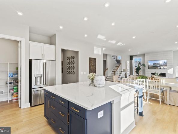 1419 Cottage Street SW, Vienna VA 22180