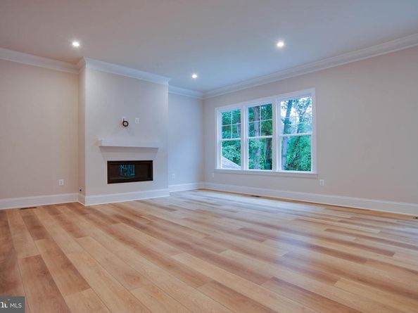 1419 Cottage Street SW, Vienna VA 22180