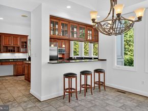 3950 27TH Road N, Arlington VA 22207