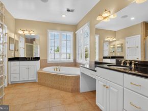 3950 27TH Road N, Arlington VA 22207