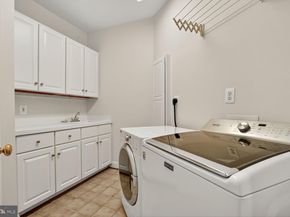 3950 27TH Road N, Arlington VA 22207