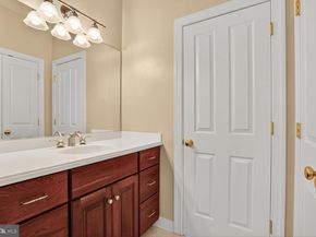 3950 27TH Road N, Arlington VA 22207