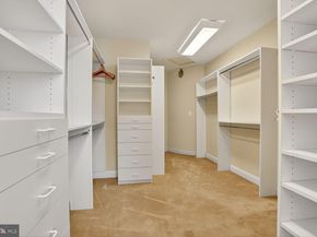 3950 27TH Road N, Arlington VA 22207