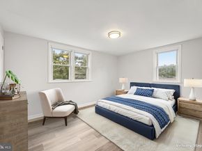 340 Greenwood Road, Sharon Hill PA 19079